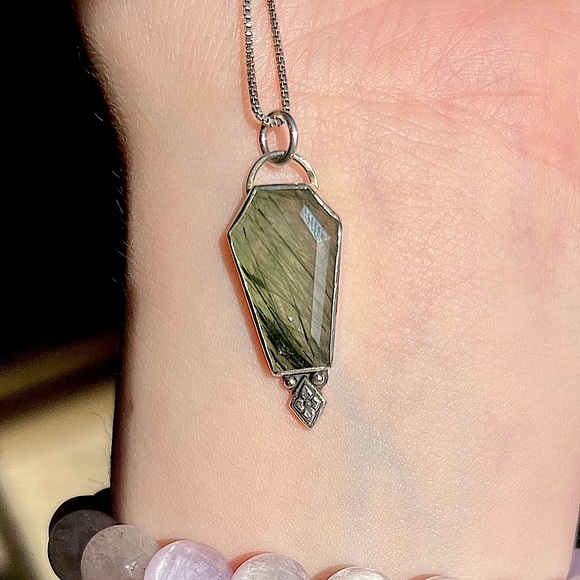 Green Rutile in Quartz Coffin Shape Handmade Sterling Silver Necklace - Picture 13 of 13